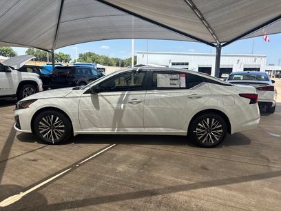 New 2026 Nissan Altima 2.5 SV