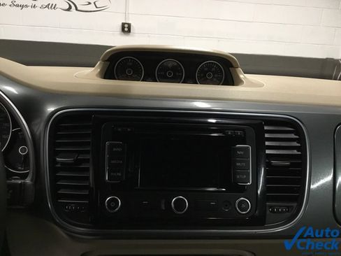 Used 2014 Volkswagen Beetle R-Line FWD image 47
