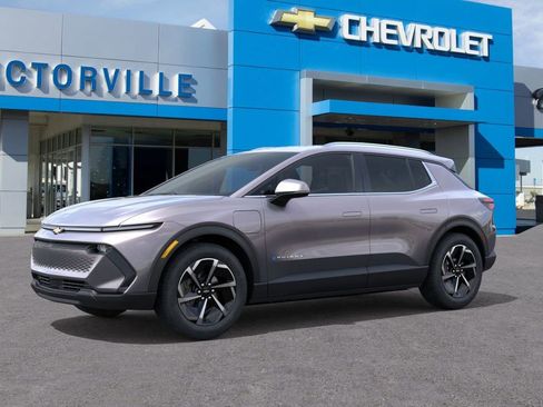 New 2026 Chevrolet Equinox EV LT image 2