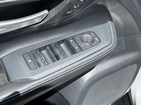 Used 2025 Toyota Grand Highlander FWD image 17