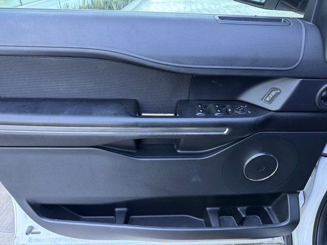 Used 2020 Ford Expedition XLT RWD image 8