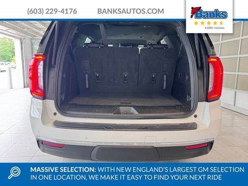 Certified 2024 GMC Yukon SLT AWD/4WD image 8