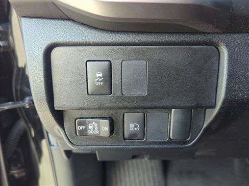 Used 2023 Toyota Tacoma SR5 RWD image 11