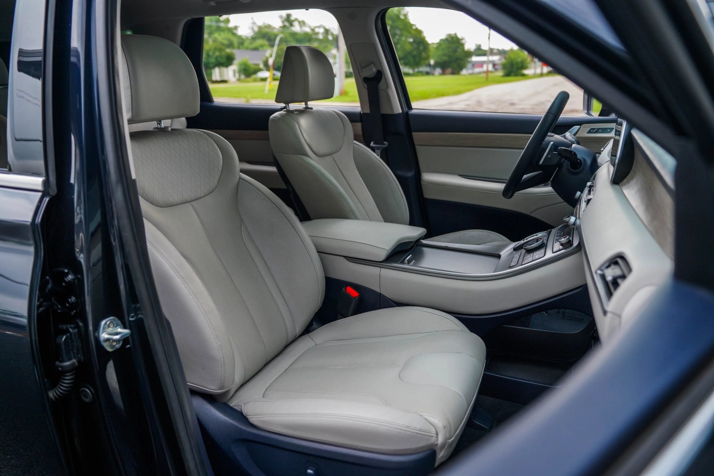 Used 2020 Hyundai Palisade SEL w/ Premium Package AWD/4WD image 26
