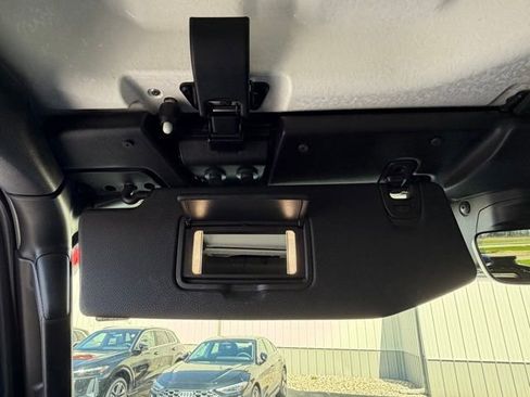 Used 2021 Jeep Wrangler Unlimited Rubicon image 28