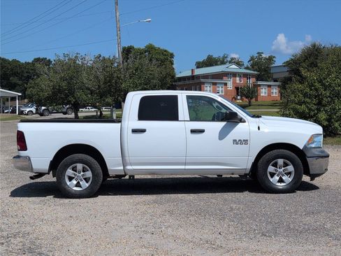 Used 2018 RAM 1500 Tradesman w/ Popular Equipment Group RWD image 9