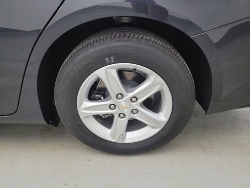 Used 2023 Chevrolet Malibu LS FWD image 31