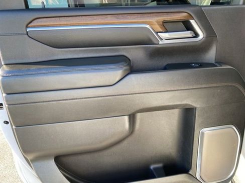 Used 2024 Chevrolet Silverado 3500 High Country w/ High Country Premium Package AWD/4WD image 36