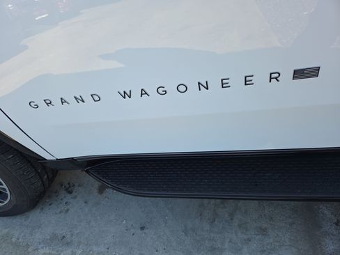 New 2026 Jeep Grand Wagoneer 4WD image 8