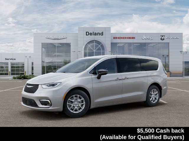 New 2026 Chrysler Pacifica Select FWD image 3
