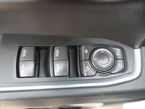 Used 2025 GMC Sierra 1500 SLT AWD/4WD image 35