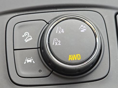 Certified 2021 GMC Terrain SLE w/ Driver Convenience Package image 11