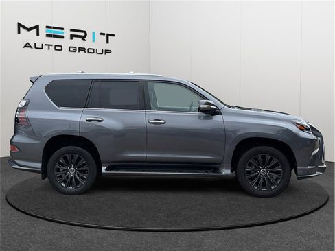 Used 2023 Lexus GX 460 Premium image 10