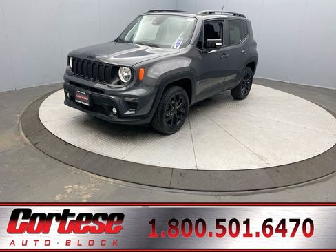 Used 2023 Jeep Renegade Altitude w/ Sun/Sound Group AWD/4WD image 1