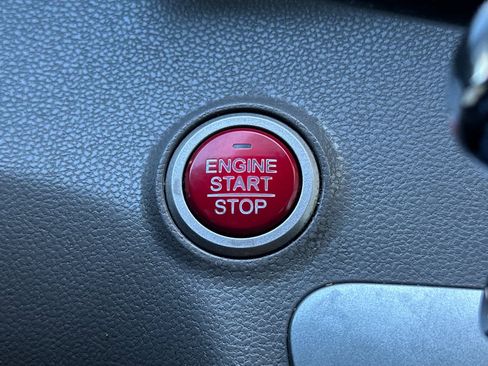 Used 2014 Honda Odyssey EX-L image 25