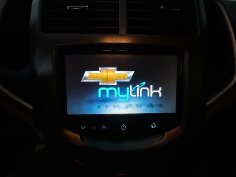 Used 2015 Chevrolet Sonic LT image 10