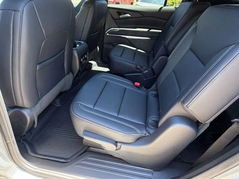 New 2026 Chevrolet Traverse LT w/ Midnight/Sport Edition FWD image 16