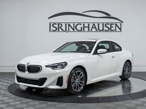 Used 2025 BMW 230i xDrive Coupe w/ Convenience Package image 1