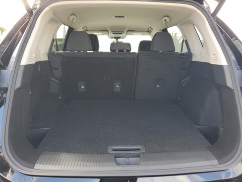 Certified 2024 Nissan Rogue SV image 11