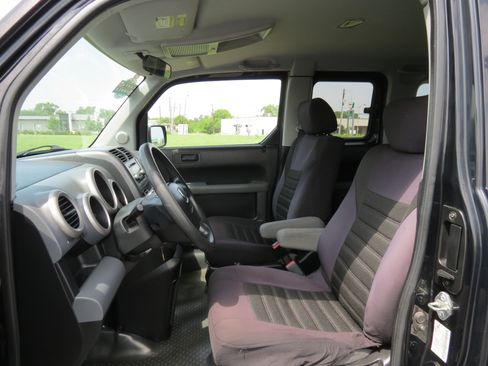 Used 2006 Honda Element EX image 24