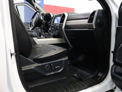 Used 2019 Ford F250 Lariat w/ Lariat Value Package AWD/4WD image 65