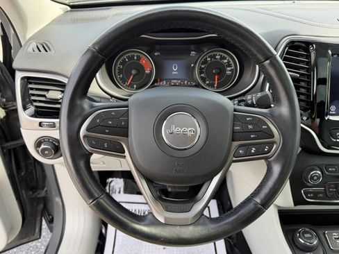 Used 2021 Jeep Cherokee Limited AWD/4WD image 24