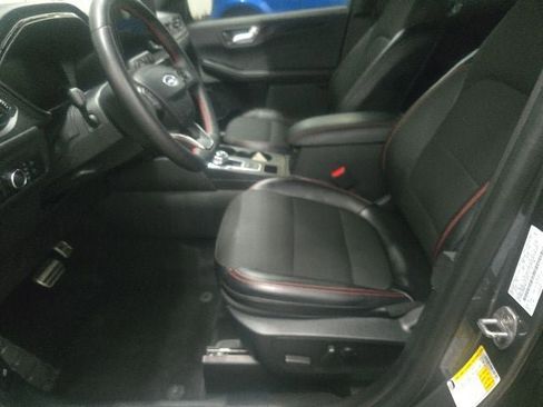 Used 2024 Ford Escape ST-Line w/ Tech Pack #1 AWD/4WD image 14
