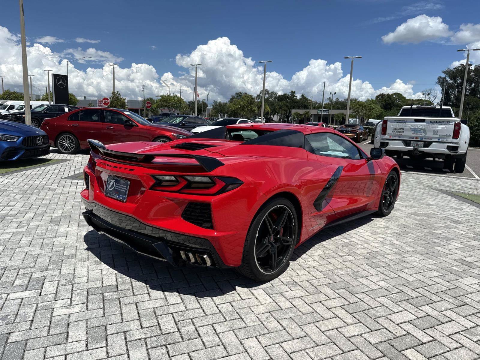 Used 2022 Chevrolet Corvette Stingray Preferred Conv w/ Z51 Performance Package RWD image 18
