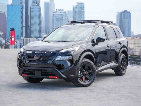 Used 2025 Nissan Rogue SV w/ Rock Creek Premium Package AWD/4WD image 1
