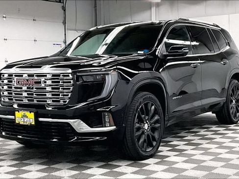 Used 2025 GMC Acadia Denali w/ Super Cruise Package AWD/4WD image 12