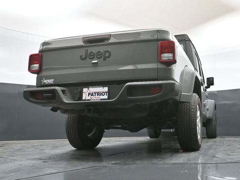 Used 2021 Jeep Gladiator Sport AWD/4WD image 44