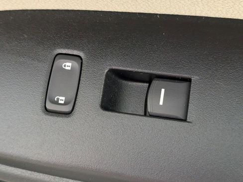 Used 2018 Honda CR-V EX image 34