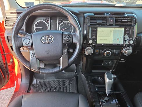 Certified 2024 Toyota 4Runner TRD Off-Road Premium w/ Off Road Premium Plus Package AWD/4WD image 14
