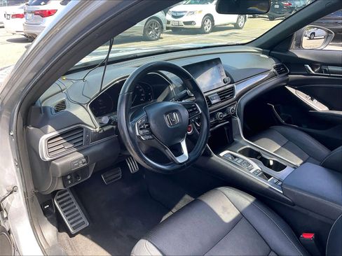 Used 2019 Honda Accord Sport image 15
