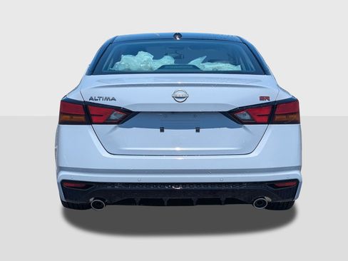New 2026 Nissan Altima 2.5 SR FWD image 4
