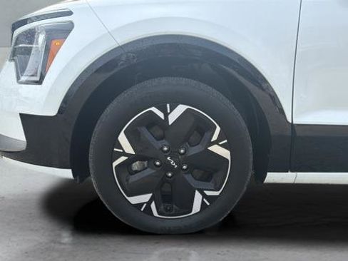 Used 2023 Kia Niro Wind w/ Wind Preserve Package image 14