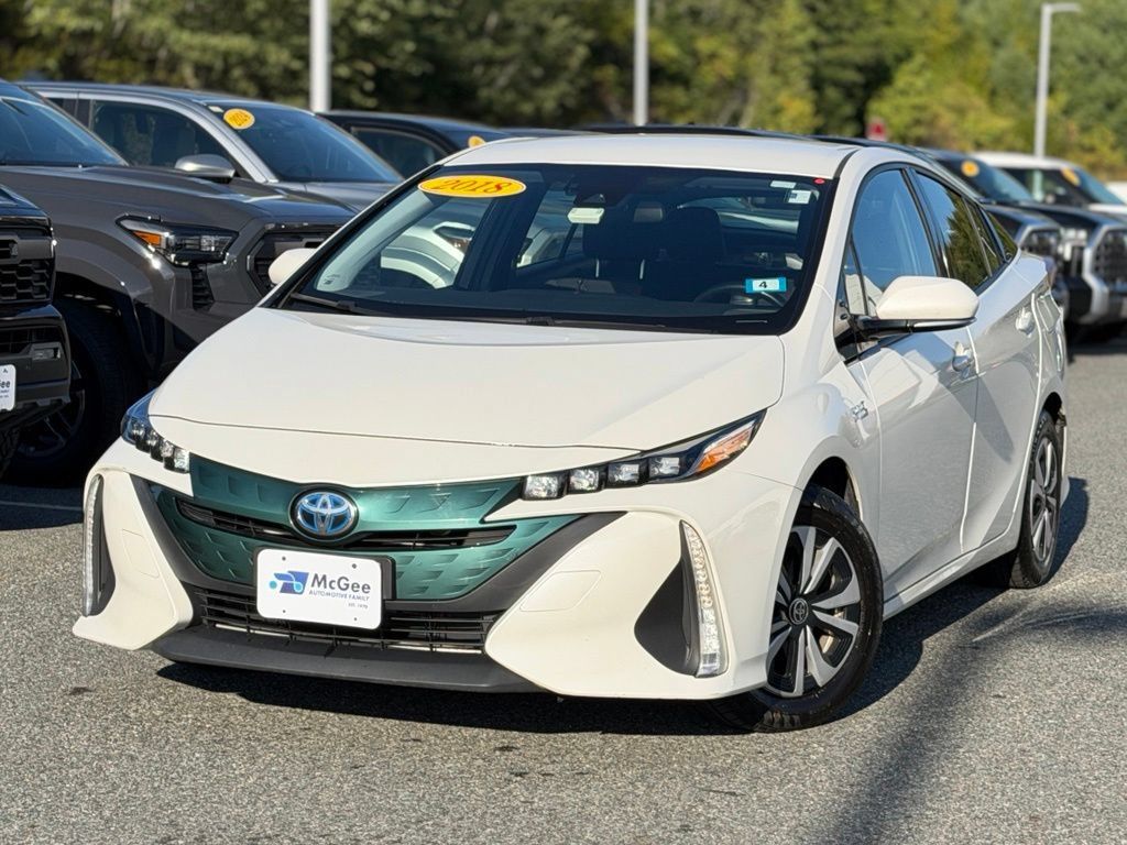 Used 2018 Toyota Prius Prime Plus FWD image 1