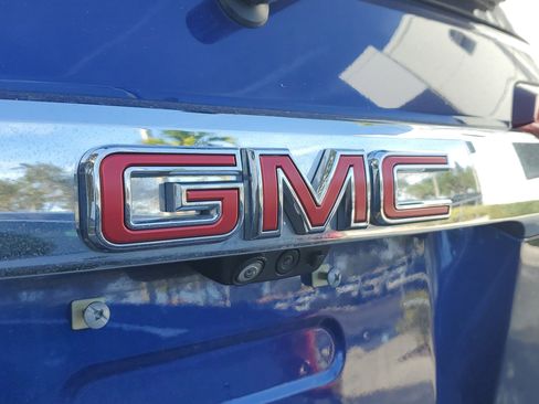 Used 2023 GMC Acadia Denali w/ Denali Ultimate Package image 7