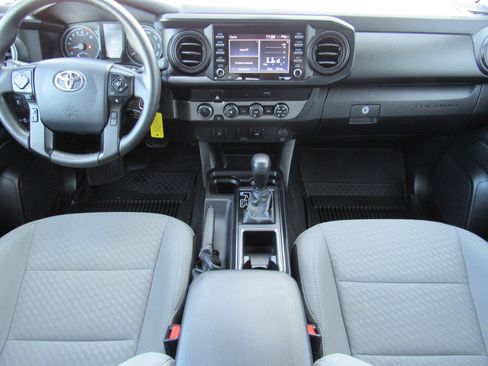 Used 2020 Toyota Tacoma SR image 20