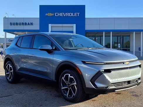 New 2026 Chevrolet Equinox EV LT image 3