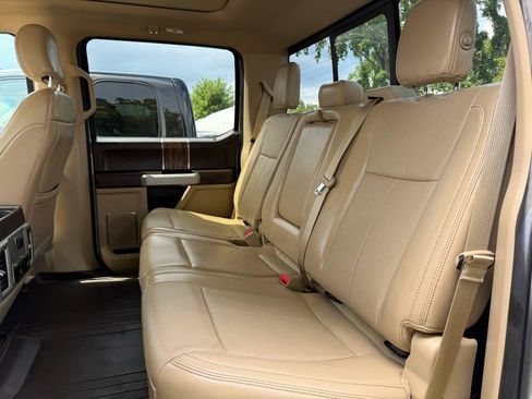 Used 2018 Ford F150 Lariat AWD/4WD image 17