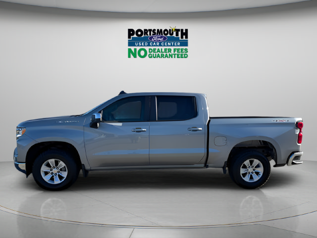 Used 2025 Chevrolet Silverado 1500 LT AWD/4WD image 2