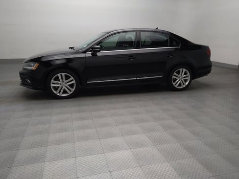 Used 2017 Volkswagen Jetta SEL FWD image 2