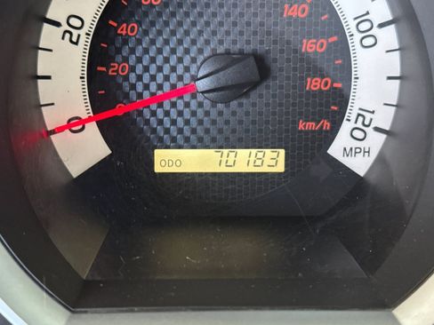 Used 2011 Toyota Tacoma 2WD Access Cab image 21