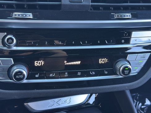 Used 2021 BMW X4 xDrive30i w/ M Sport Package AWD/4WD image 24