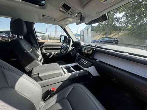 Certified 2025 Land Rover Defender 110 S AWD/4WD image 17