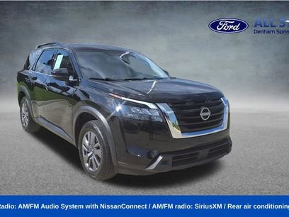 Used 2025 Nissan Pathfinder SV
