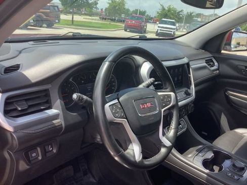 Used 2023 GMC Acadia SLT w/ Preferred Package AWD/4WD image 16