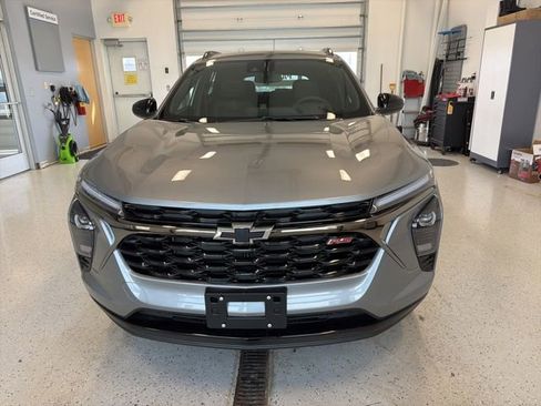 New 2026 Chevrolet Trax RS w/ Driver Confidence Package FWD image 2