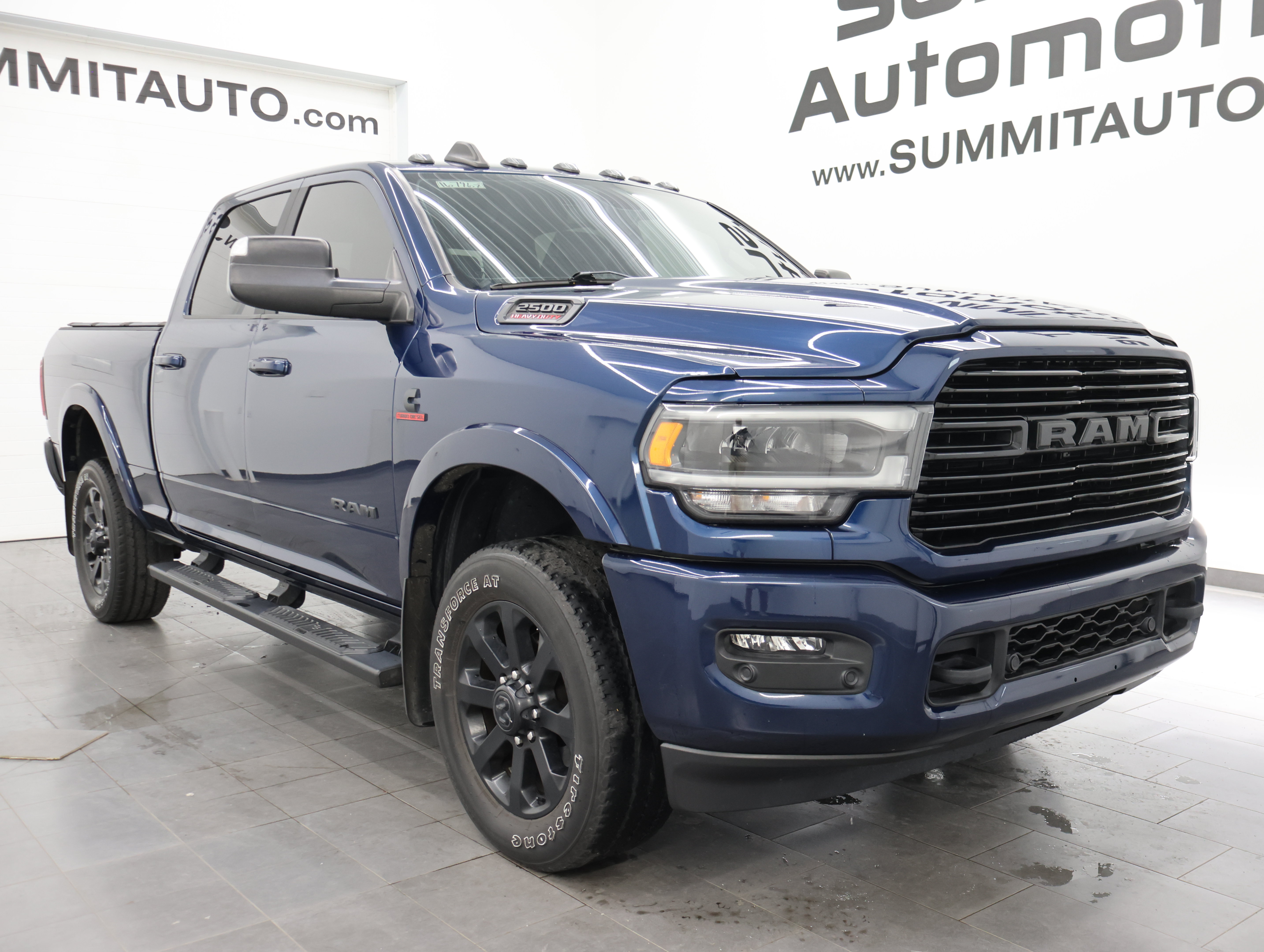Used 2022 RAM 2500 Laramie AWD/4WD image 2